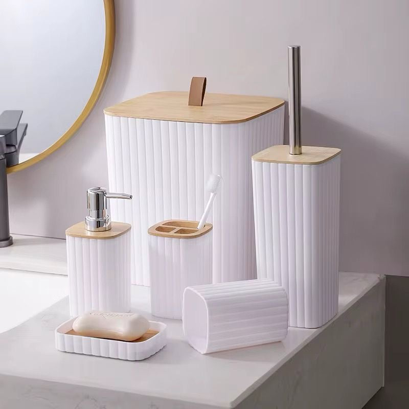 Ensemble d'accessoires avec poubelle, porte-brosse à dents, distributeur de gratitude Regina, outils de brosse à vaisselle et de toilette